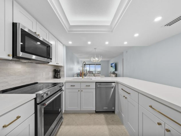 Three Bedroom Sanibel Vacation Rental - All About The Beach